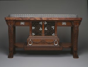 Vanderbilt Console