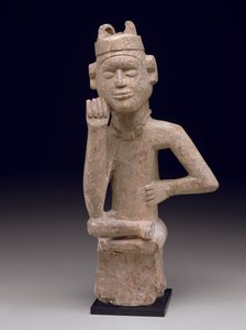 Seated male figure (ntadi)