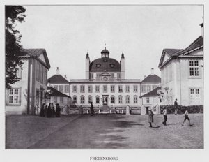 Copenhagen: Fredensborg by Danish Photographer