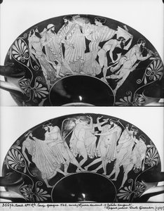 Attic red-figure cup depicting Dionysos bringing Hephaestus back to Mount Olympus