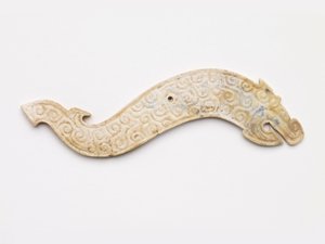 Dragon-shaped pendant