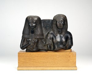 Statuette of the military officer Huy and his wife Nay, Songstress of Amun, New Kingdom