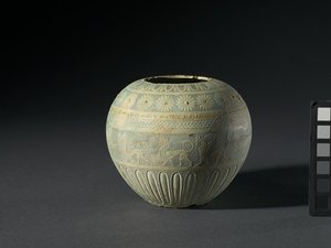 Mit Rahina Ware Vessel