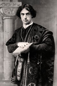 John Martin Harvey, English actor, 1907