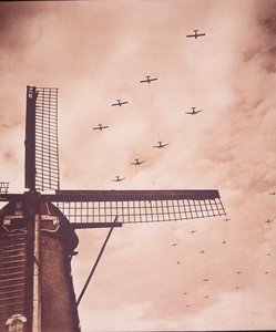 Allied aircraft tow gliders carrying airborne troops over the Netherlands, Battle of Arnhem