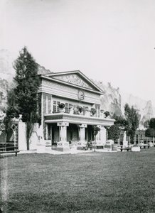 Cremorne Gardens, London: Swiss Cottage