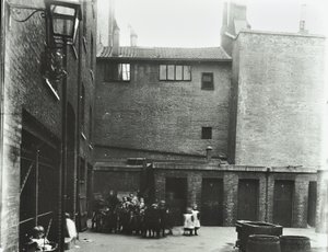 Dufferin Street: Costermongers Buildings, London, 1896