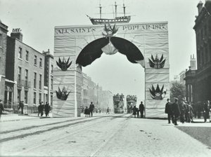 East India Dock Road: temporary archway, Victoria Diamond Jubilee, 1897