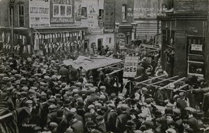 In Petticoat Lane, London, on Sunday morning