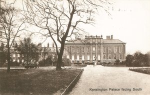 Kensington Palace Facing South