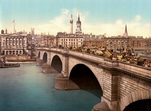London Bridge spanning the River Thames