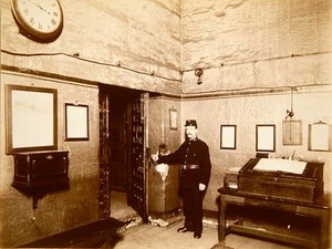 Newgate Prison, c.1902