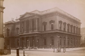 Senior United Service Club, London