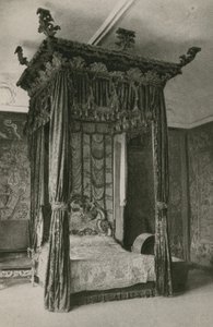 State Bedroom, Haddon Hall by English Photographer