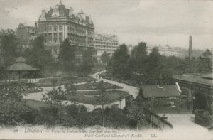 Victoria Embankment Gardens, showing Hotel Cecil and Cleopatra