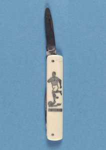 Penknife depicting a footballer