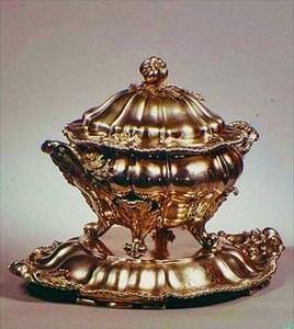 Tureen, melon-shaped, with pomegranate finial, applied gadrooned border and foliate handles, by Garrards, London, 1847