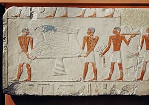 Servants carrying offerings