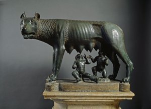 Capitoline Wolf (bronze sculpture, 500 BC)