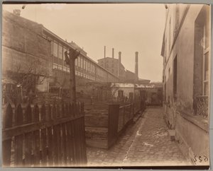 3 Ruelle des Reculettes by Eugène Atget