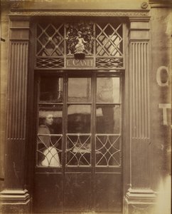 The Little Bacchus Café, rue St. Louis en l