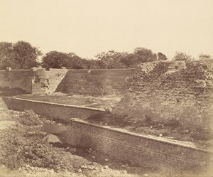 Grand Breach at the Cashmere Bastion by Felice Beato