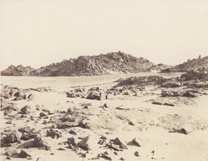 Première Cataracte, Montagnes Granitiques Couvertes de Sables