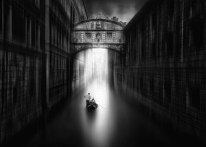 Venice Canal Light