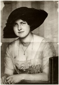 Mary with a dark hat