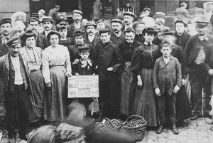 Gardeners of Bagneux, Les Halles Market, Paris, 1907
