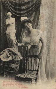 Woman with Venus De Milo statue