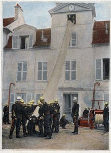 Firefighters of Paris. The rescue comes first. Climbing to arrive near the disasters is done immediately by means of the hooks, the chair knots or the lifebag mounted by the pump manager and the first servant. The sappers below support the end of it by French School