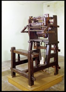 First loom for weaving stockings, 1750