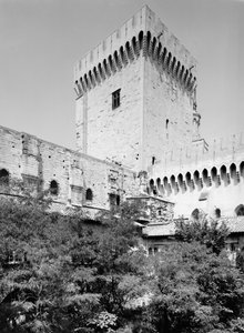 Palais des Papes, Palais Vieux of Pope Benedict XII (d. 1342), Tower of Campane, 1338-40