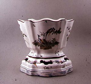 Sceaux flower holder