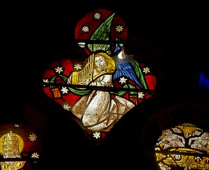 Window depicting Angel Musician with Organ