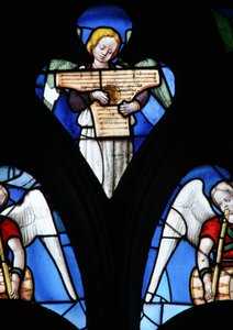 Window depicting a Musical Angel