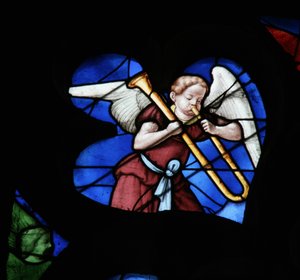 Window depicting a musical Angel