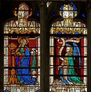 Window depicting the Annunciation