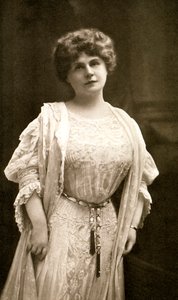 Marie Corelli, British novelist, 1909