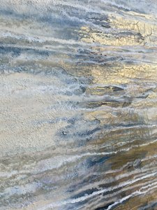 Shimmering Gold Layers