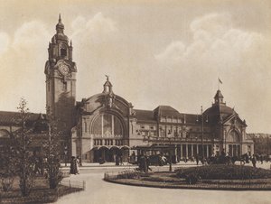 Wiesbaden, Hauptbahnhof by German Photographer