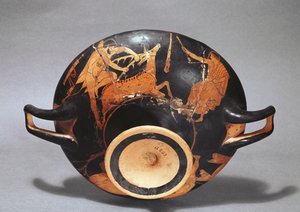 Kylix decorated with Heracles and the Ceryneian Hind