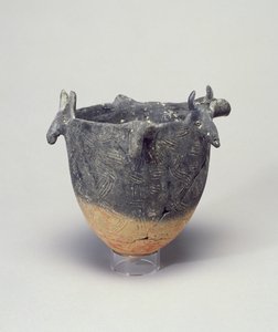 Tulip-Bowl, with Bull