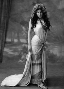 French Actress Christiane Mancini as Aiescha in Play 