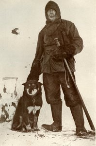 C. H. Meares and Osman, The Leader of the Dogs, 28 August 1911 by Herbert Ponting