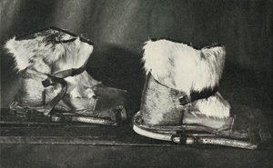 Finnesko Fitted with the Ski-Shoes Shown Above, c1910-1913