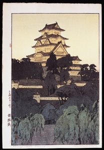 Evening view of Himeji castle