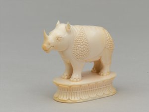 White bishop, chess piece, India, 1820