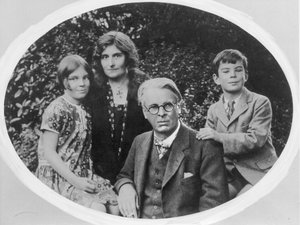 William Butler Yeats with his wife Georgie Hyde Lee and children Anne and Michael